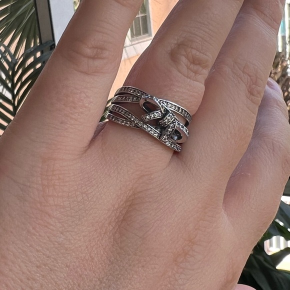 Delicate Sentiments Ring - Picture 11 of 15